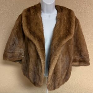 Berglund Furs Vintage Elegant Brown Fur Shawl